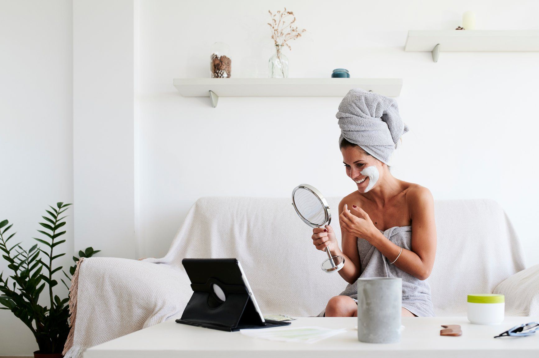 How to Build a Skincare Routine For You